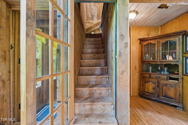 4406 Sentry Road, Big Stone Gap, VA 24219