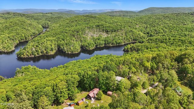 4406 Sentry Road, Big Stone Gap, VA 24219