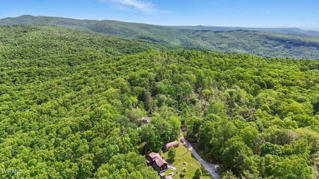 4406 Sentry Road, Big Stone Gap, VA 24219