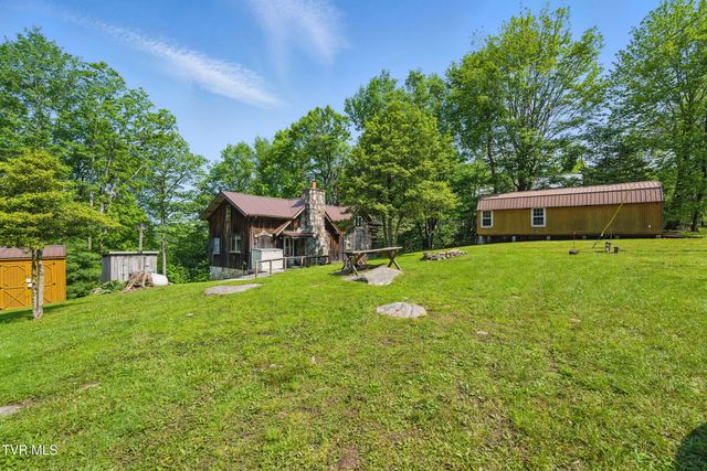 4406 Sentry Road, Big Stone Gap, VA 24219