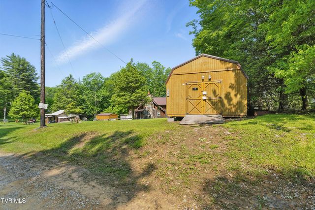 4406 Sentry Road, Big Stone Gap, VA 24219