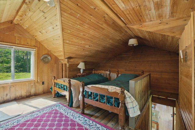 4406 Sentry Road, Big Stone Gap, VA 24219