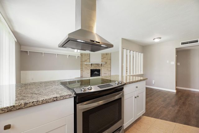 17615 Autumn Hills Drive, Houston, TX 77084