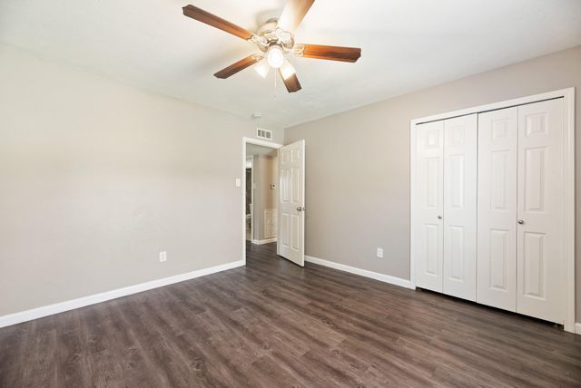 17615 Autumn Hills Drive, Houston, TX 77084