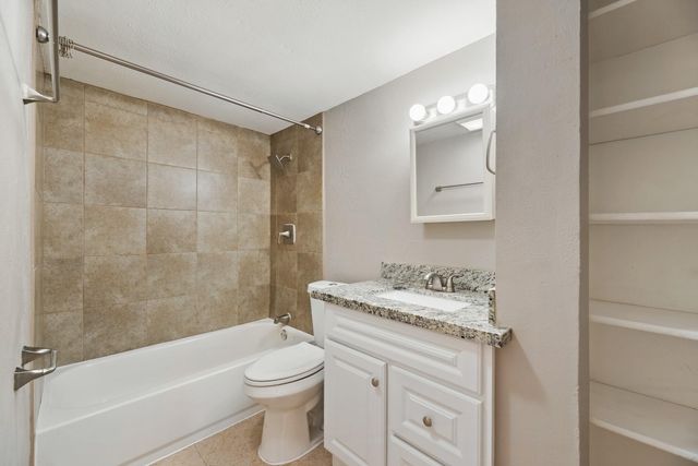 17615 Autumn Hills Drive, Houston, TX 77084