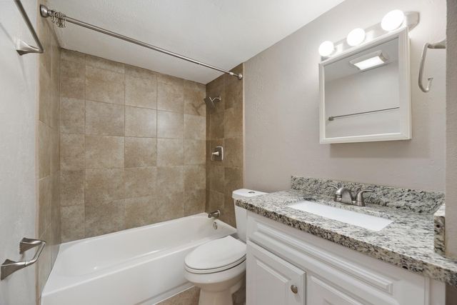 17615 Autumn Hills Drive, Houston, TX 77084
