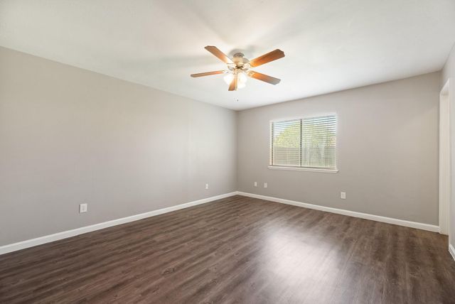 17615 Autumn Hills Drive, Houston, TX 77084