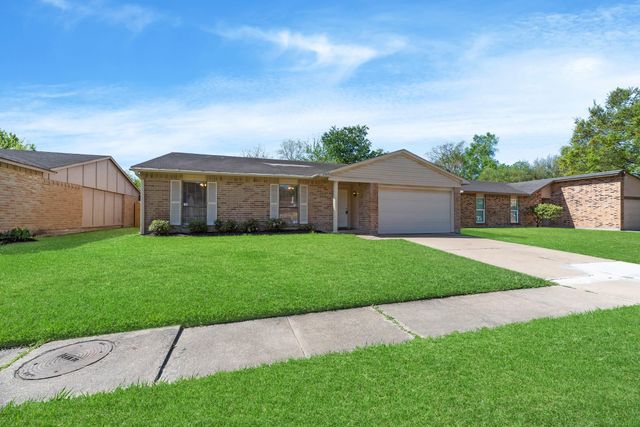 17615 Autumn Hills Drive, Houston, TX 77084