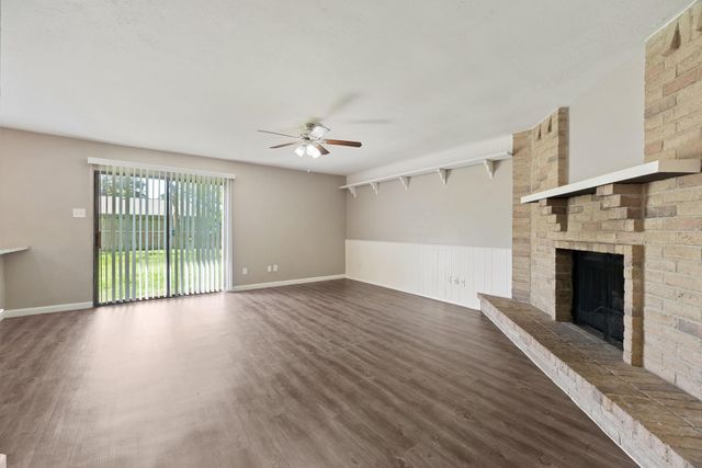 17615 Autumn Hills Drive, Houston, TX 77084