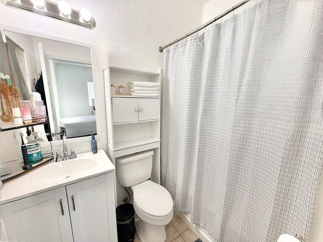 22102 INDIAN CREEK DRIVE 1, Kissimmee, FL 34759