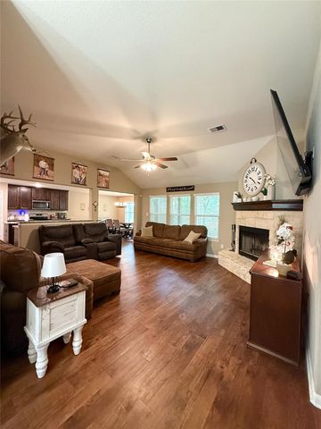 12220 Fm 356, Trinity, TX 75862