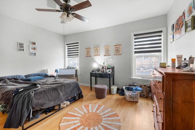 5811 N WINTHROP Avenue, Chicago, IL 60660