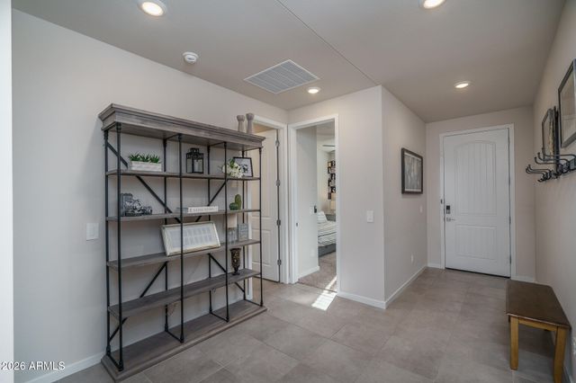 8613 S 70TH Drive, Laveen, AZ 85339