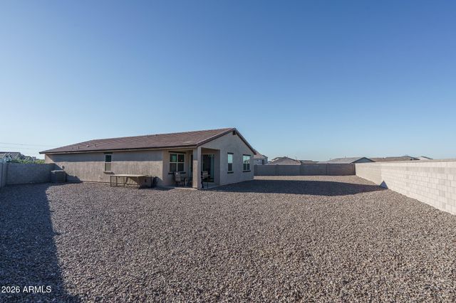 8613 S 70TH Drive, Laveen, AZ 85339