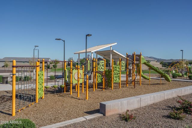 8613 S 70TH Drive, Laveen, AZ 85339