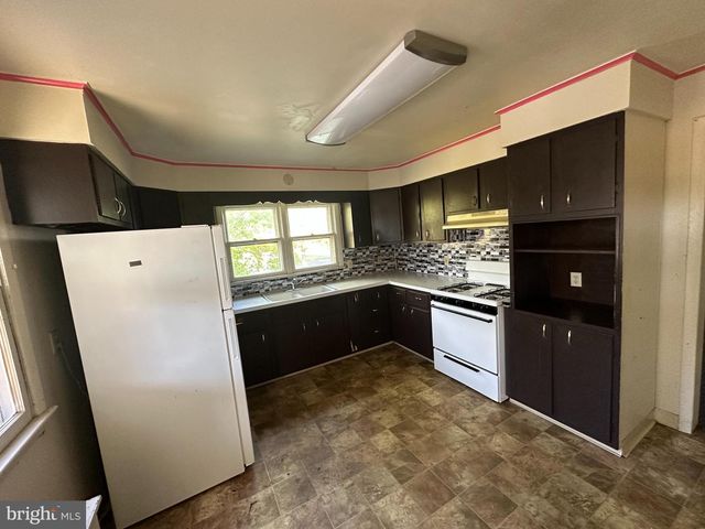 84 MAIN STREET, Millville, NJ 08332