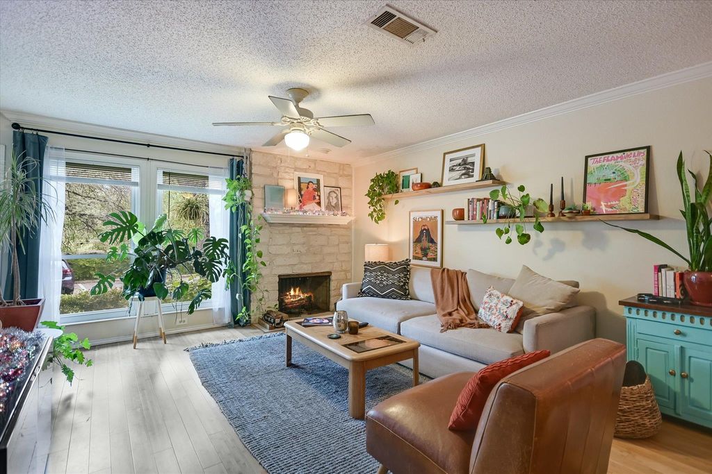 6739 Old Quarry LN, Austin, TX 78731