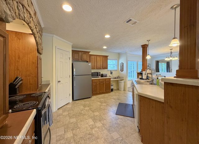 214 BAKER Road, Satsuma, FL 32189