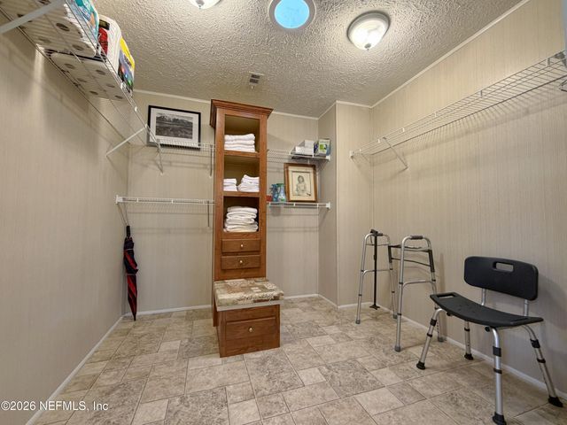 214 BAKER Road, Satsuma, FL 32189