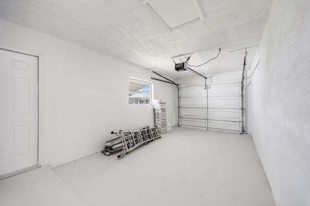 8508 NW 59th Place, Tamarac, FL 33321