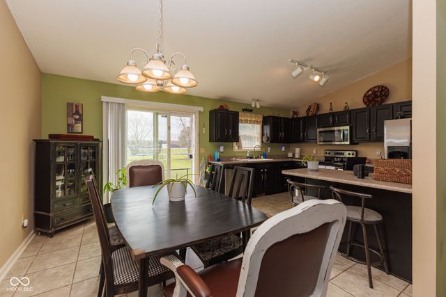 14101 W Division Road, Daleville, IN 47334