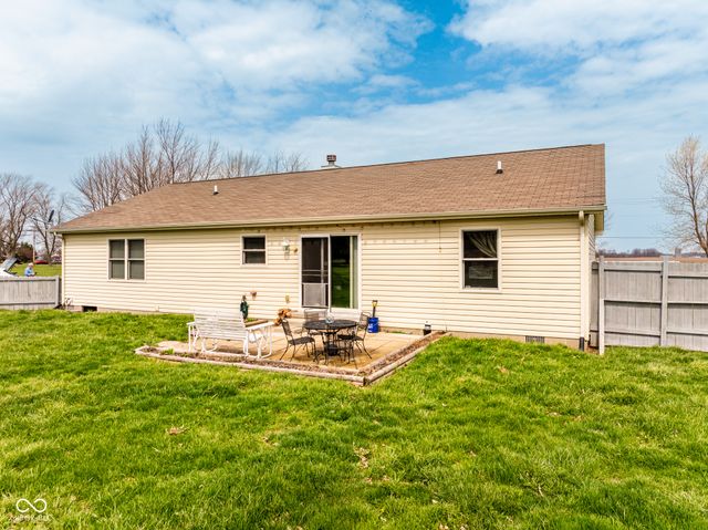 14101 W Division Road, Daleville, IN 47334