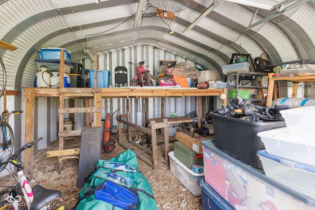 14101 W Division Road, Daleville, IN 47334