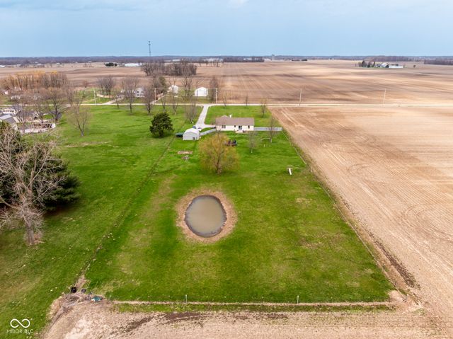 14101 W Division Road, Daleville, IN 47334