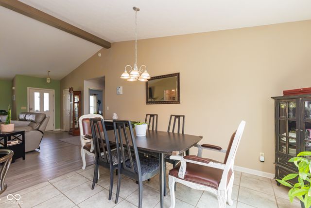 14101 W Division Road, Daleville, IN 47334