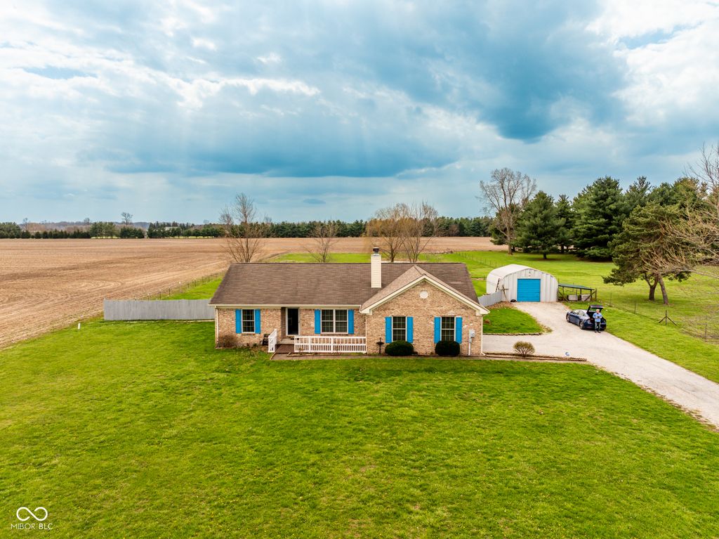 14101 W Division Road, Daleville, IN 47334