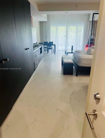 5300 NW 87th Ave 410, Doral, FL 33178