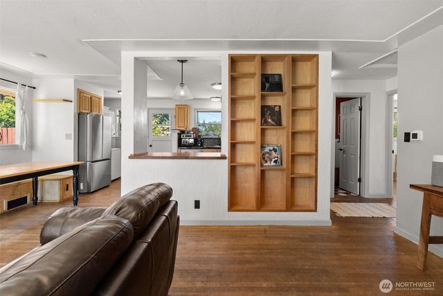 2710 Holman Street S, Bremerton, WA 98310