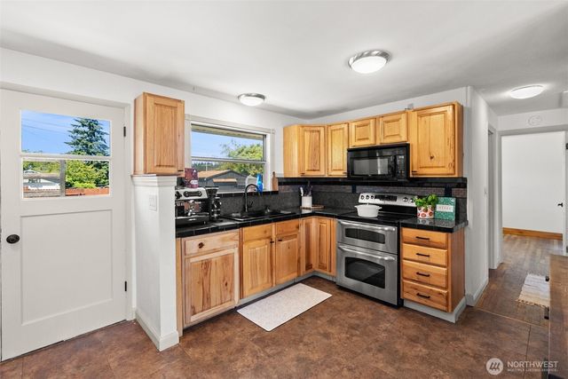 2710 Holman Street S, Bremerton, WA 98310