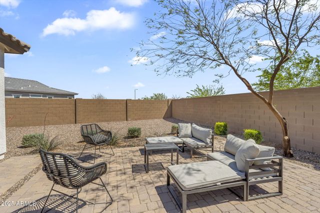 3339 E MALIBU Drive, San Tan Valley, AZ 85143