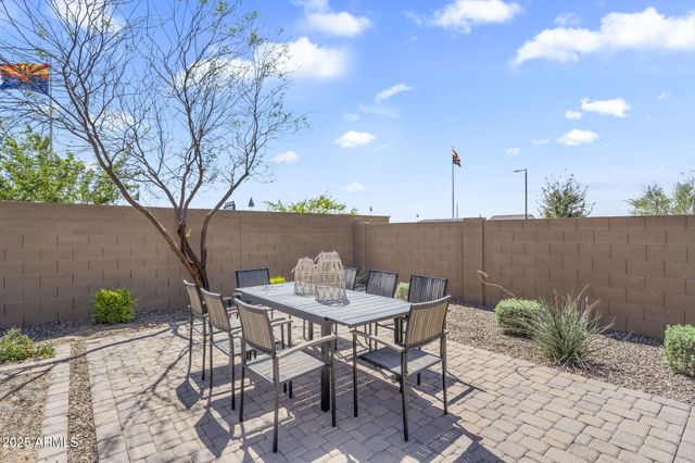 3339 E MALIBU Drive, San Tan Valley, AZ 85143