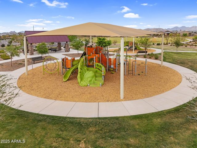 3339 E MALIBU Drive, San Tan Valley, AZ 85143