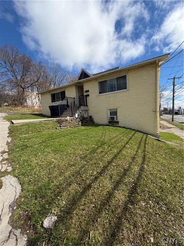1501 Burnet Avenue, Syracuse, NY 13206