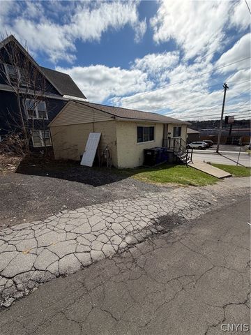 1501 Burnet Avenue, Syracuse, NY 13206