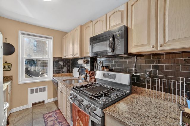 30 E Hartsdale Avenue 2J, Hartsdale, NY 10530