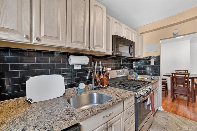 30 E Hartsdale Avenue 2J, Hartsdale, NY 10530