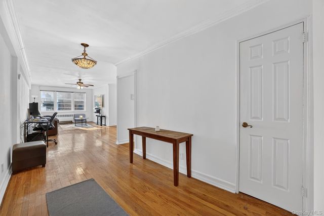 30 E Hartsdale Avenue 2J, Hartsdale, NY 10530