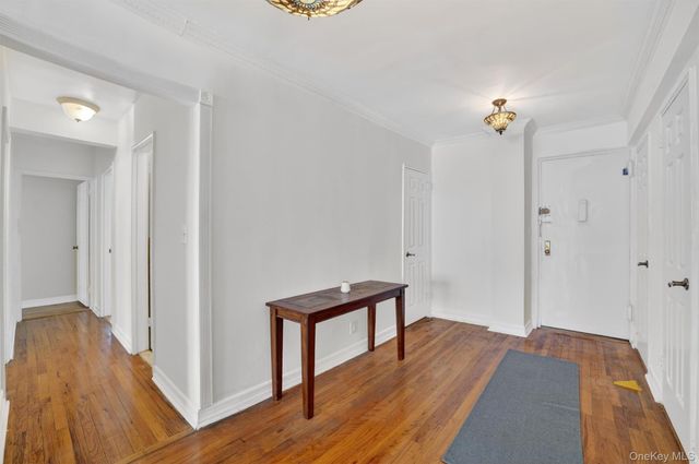 30 E Hartsdale Avenue 2J, Hartsdale, NY 10530