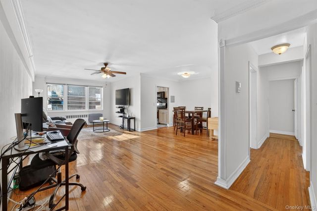 30 E Hartsdale Avenue 2J, Hartsdale, NY 10530