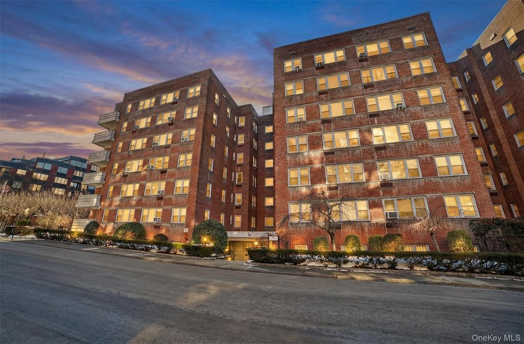 30 E Hartsdale Avenue 2J, Hartsdale, NY 10530