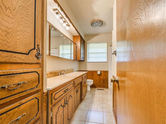 5015 NW 19th Street, Oklahoma City, OK 73127