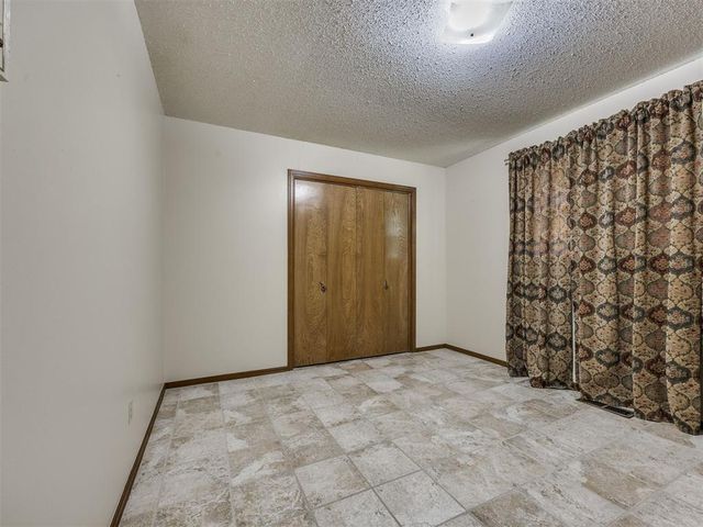 5015 NW 19th Street, Oklahoma City, OK 73127