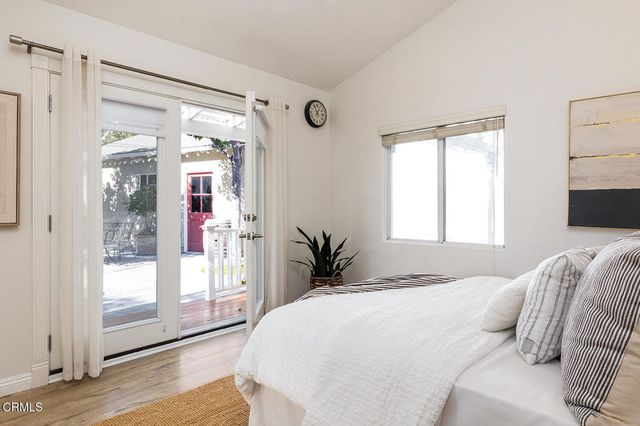 1247 Flanders Road, La Canada Flintridge, CA 91011