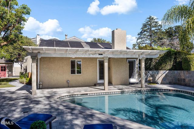 1247 Flanders Road, La Canada Flintridge, CA 91011