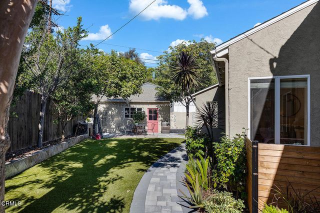 1247 Flanders Road, La Canada Flintridge, CA 91011