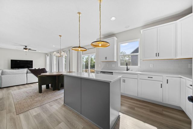 38 Chambers Bay Road, Commercial Point, OH 43116